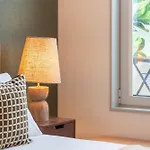 Chic 2br Duplex By Lovelystay Apartman