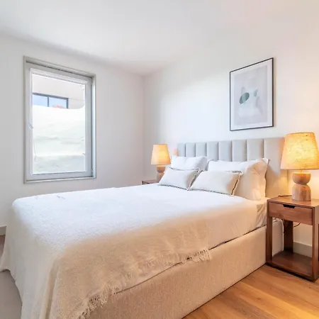 公寓 Chic 2br Duplex By Lovelystay