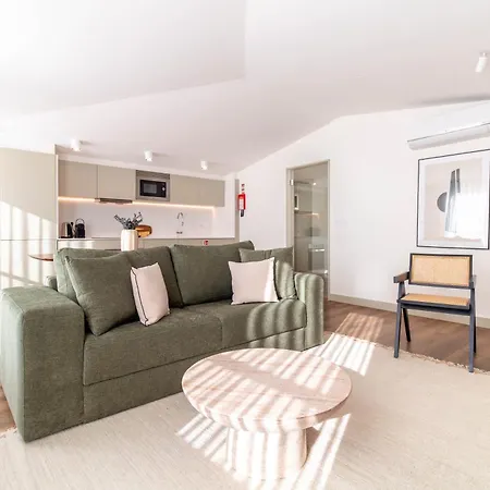 Chic 2br Duplex By Lovelystay Daire *